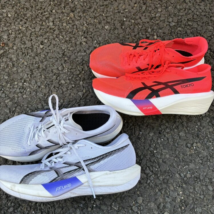 アシックスのシューズ